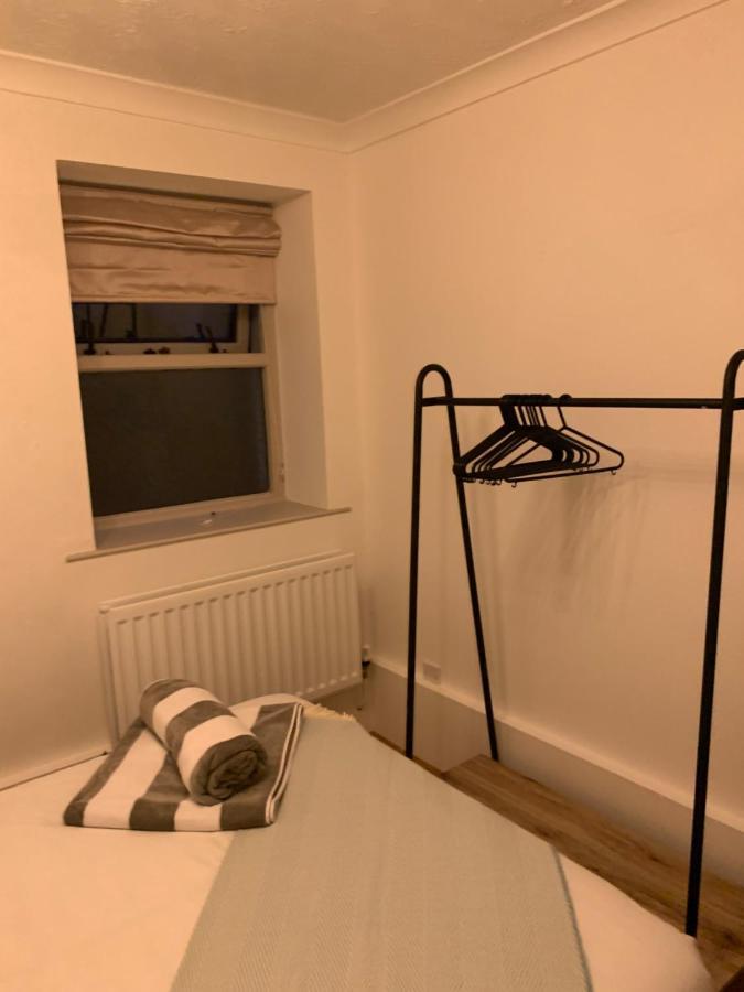 Apartament Stunning 3 Bed Seafront Mansion Building Sleeps 6 Adults Or 8 With Kids Portrush Zewnętrze zdjęcie