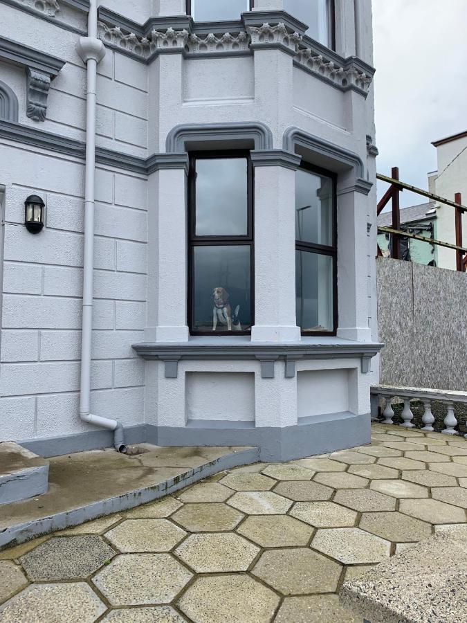 Apartament Stunning 3 Bed Seafront Mansion Building Sleeps 6 Adults Or 8 With Kids Portrush Zewnętrze zdjęcie